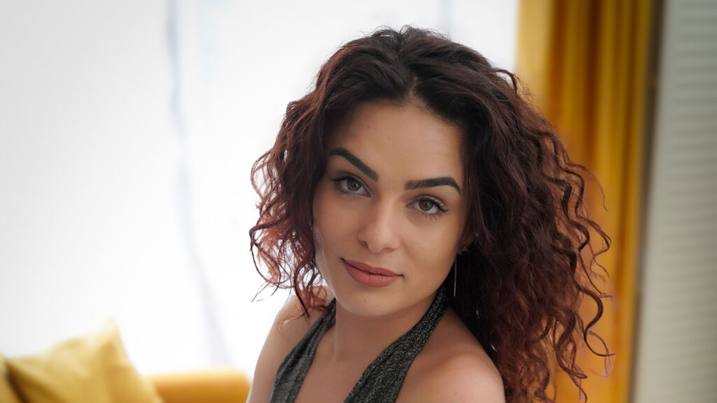 FrancescaBianchi live cam model at LiveJasmin