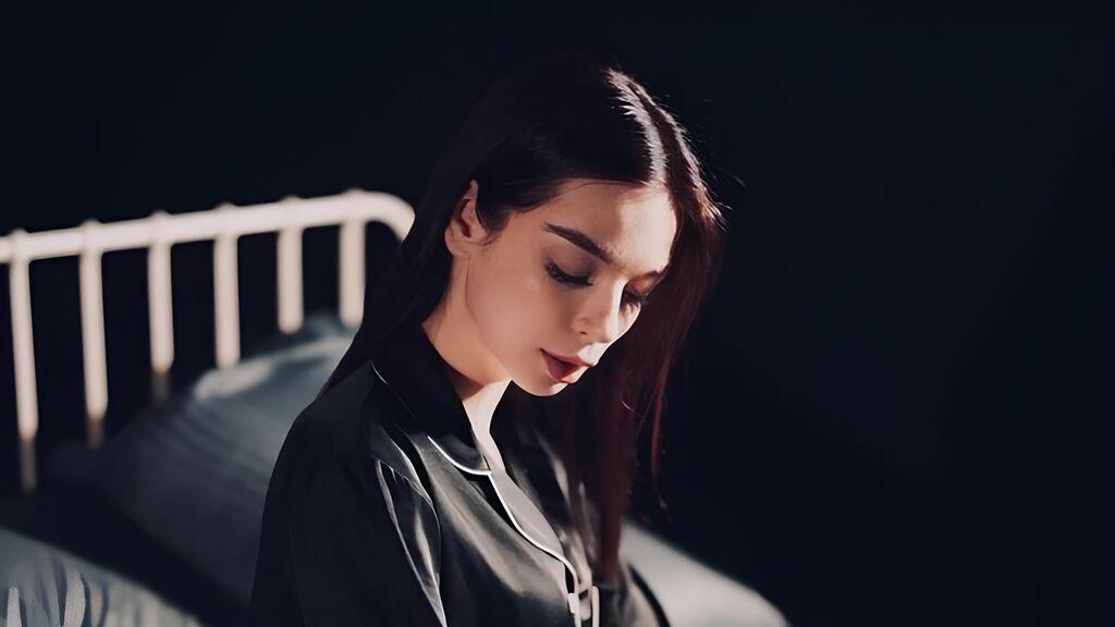 AsyaSky's profile from Jasmin at GirlsOfJasmin'