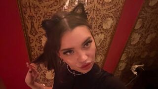DahliaNabozny related LiveJasmin free chat profile