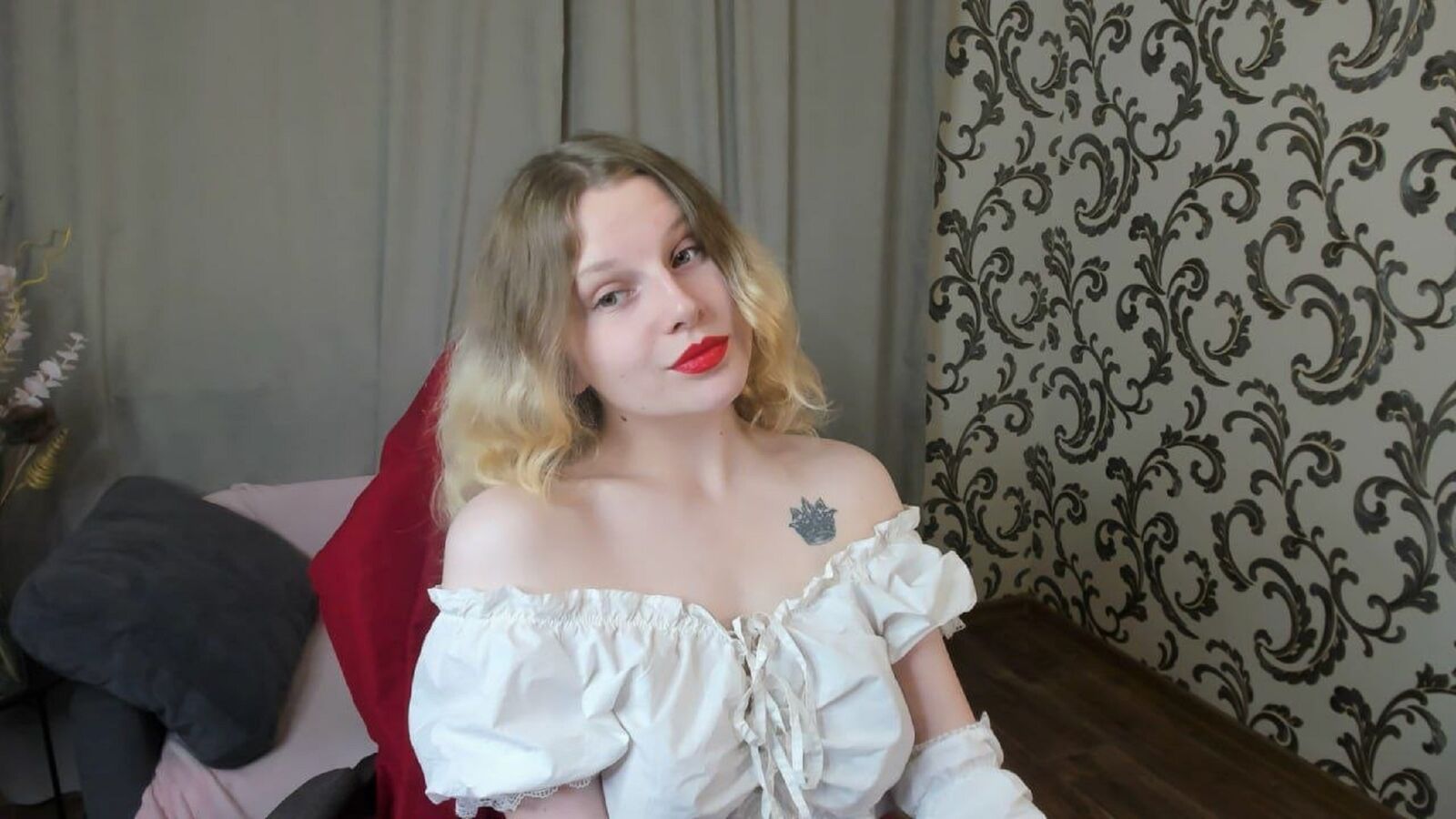 MaryCharm erotic portrait