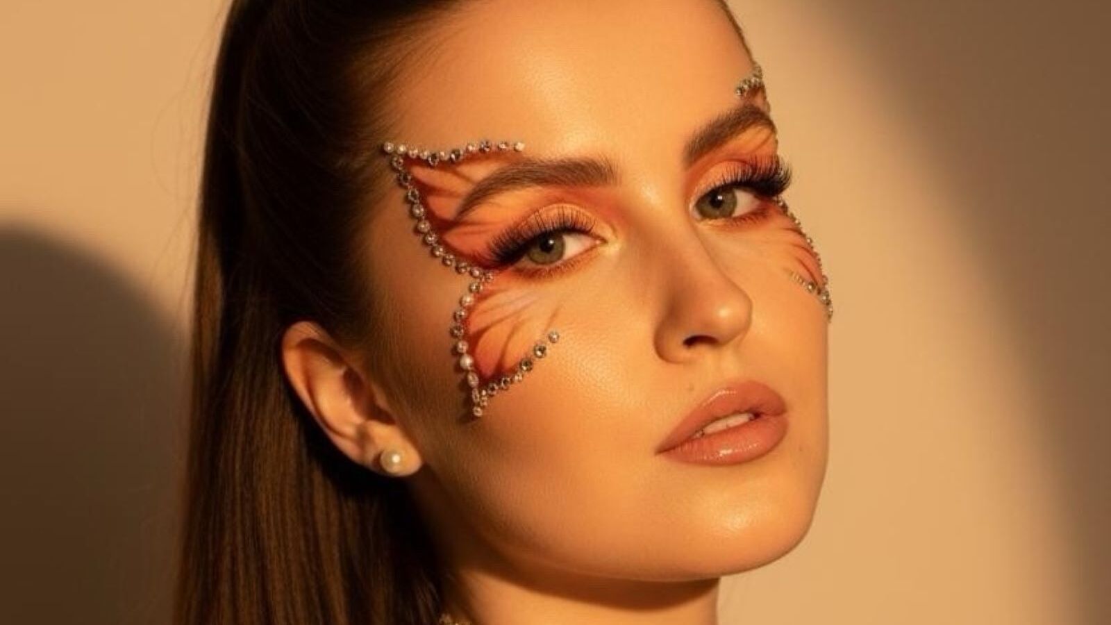 AmeliaCatardi erotic portrait