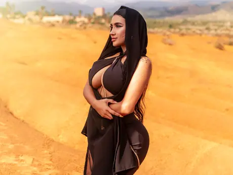 Chat with AliceMeye