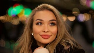 Free Nude LaylaMorgan