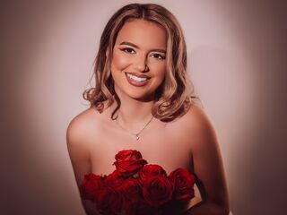 LaraGray Live Cam Model