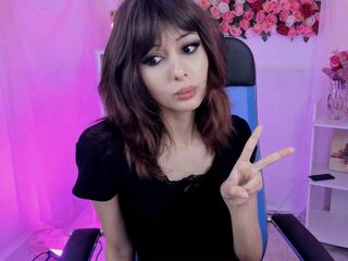 chat on live KhristyBlum