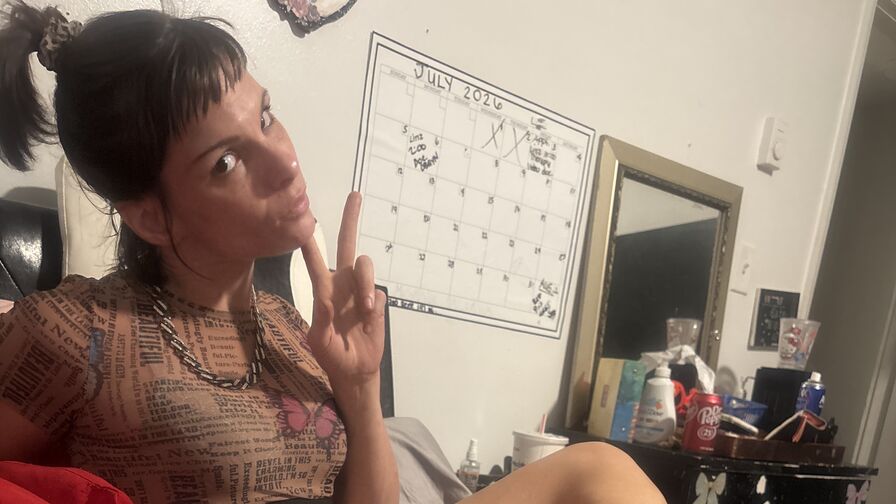 Start Anal Finger BusyAdams