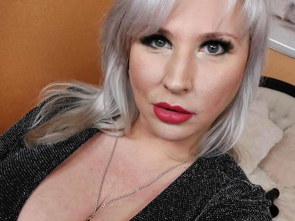 AnnaKosyta LiveJasmin credits show profile