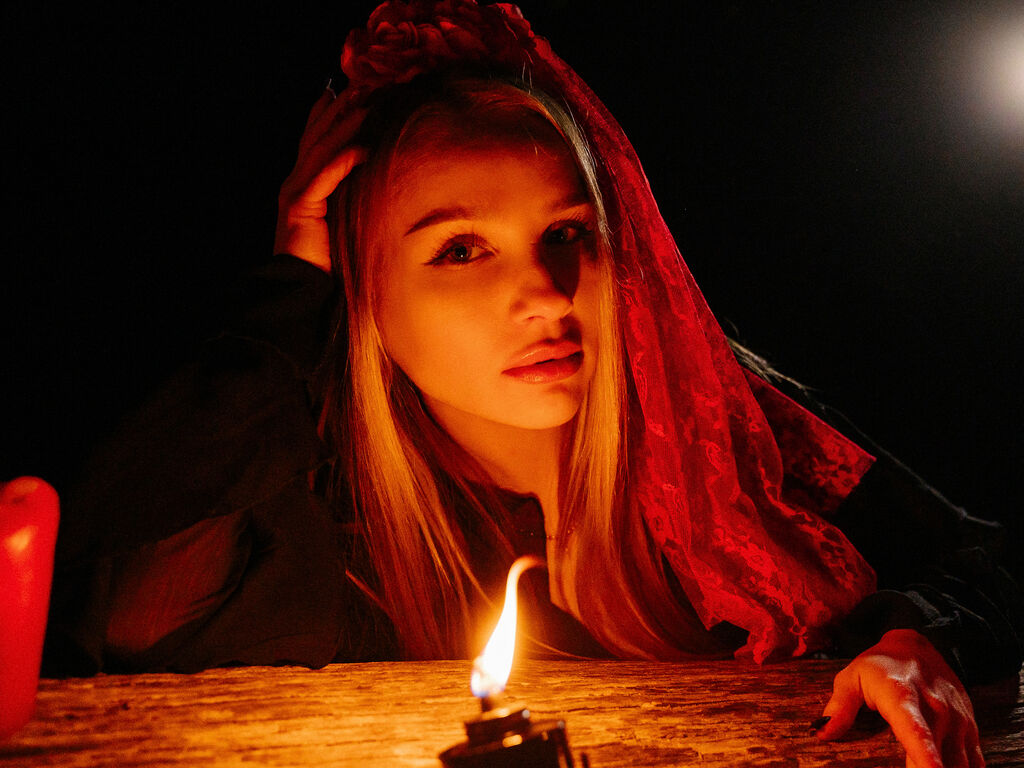 MiaEllien – webcam model profile photo