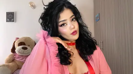 DaniDelrey's chat room