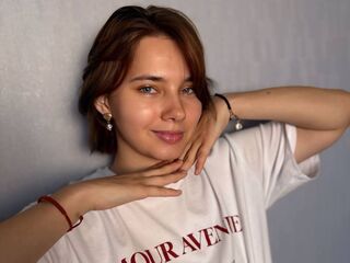 LeeGraney]
