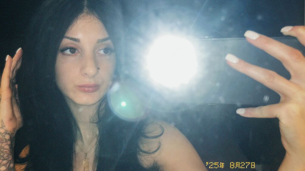 madkittyz's profile from Jasmin at GirlsOfJasmin'