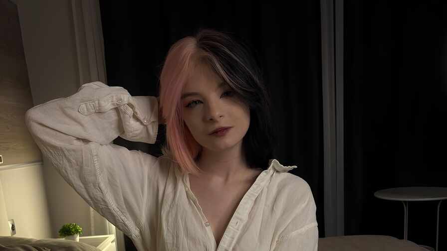 Watch ClaudineKrentz live on Viva LiveCam🔔