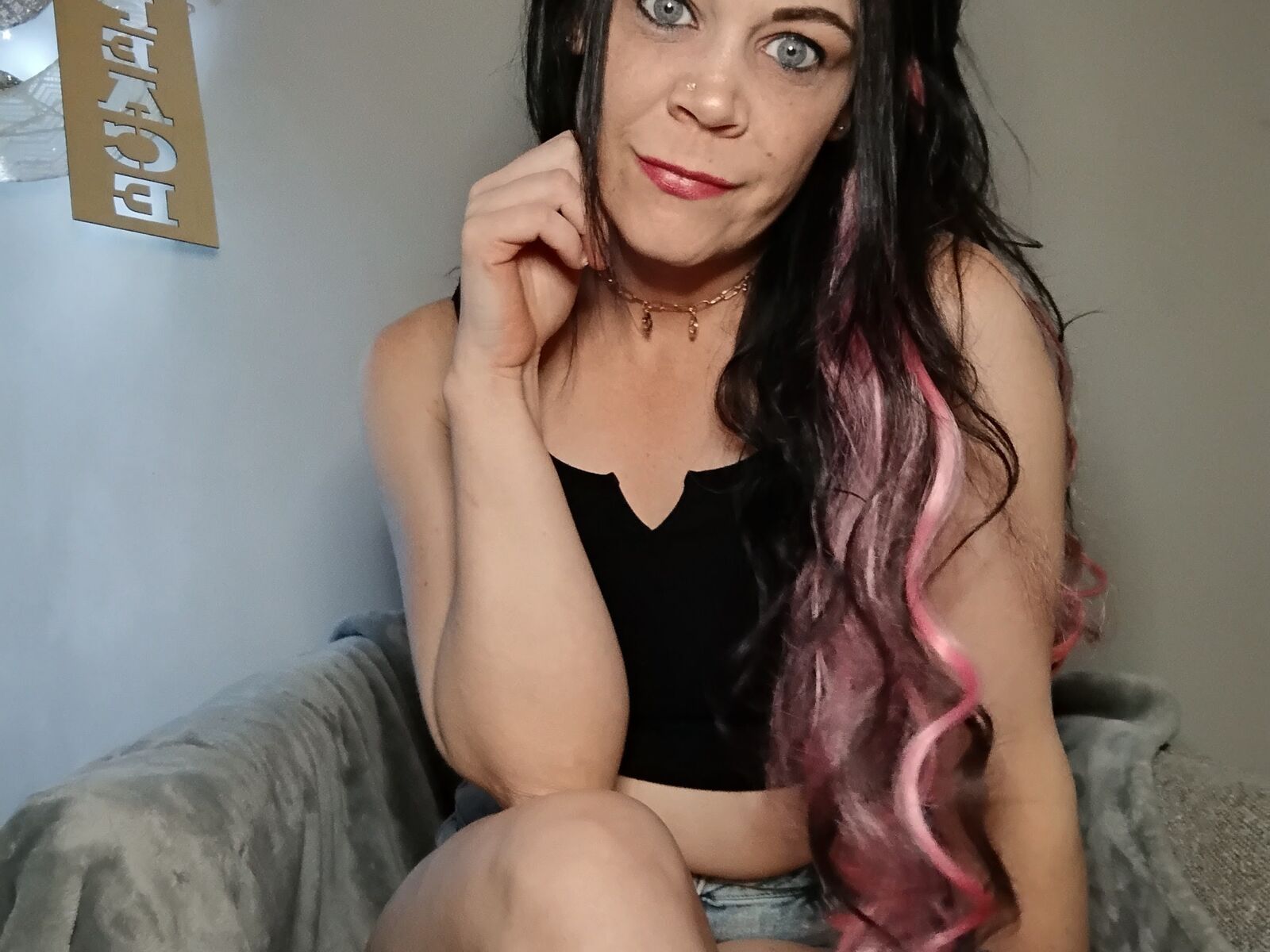 Live cam for Ainsleytaylor