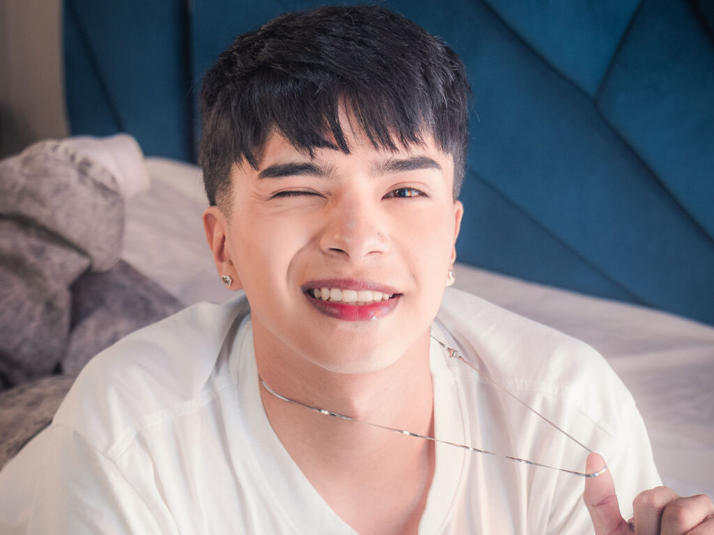 CesarColman LiveJasmin male free chat preview