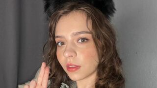 PhilomenaCaudle webcam