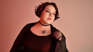 NoraHayess premium girl cam session