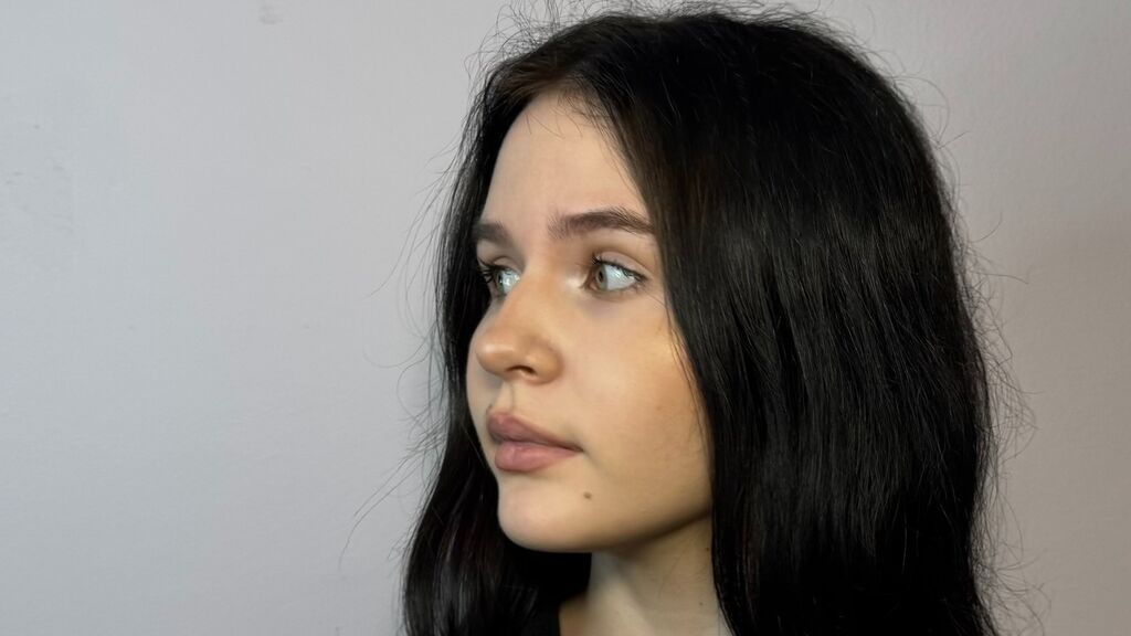 VeronaAres's profile from Jasmin at GirlsOfJasmin'