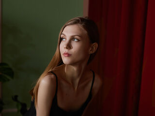 videochat room PhoebeMills