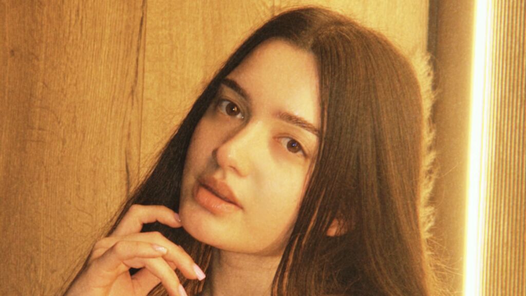 Watch hot flirt model SavannahHoward from LiveJasmin at GirlsOfJasmin