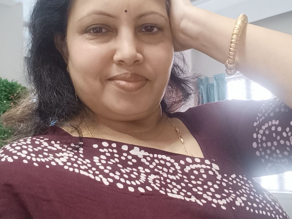 ManishaJi age 51