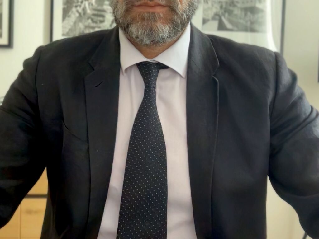 Preview of mecchaude