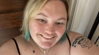 Free Nude JanieRoseBBW