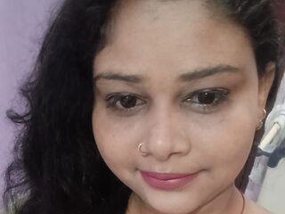 sexcam show CurvySoniya