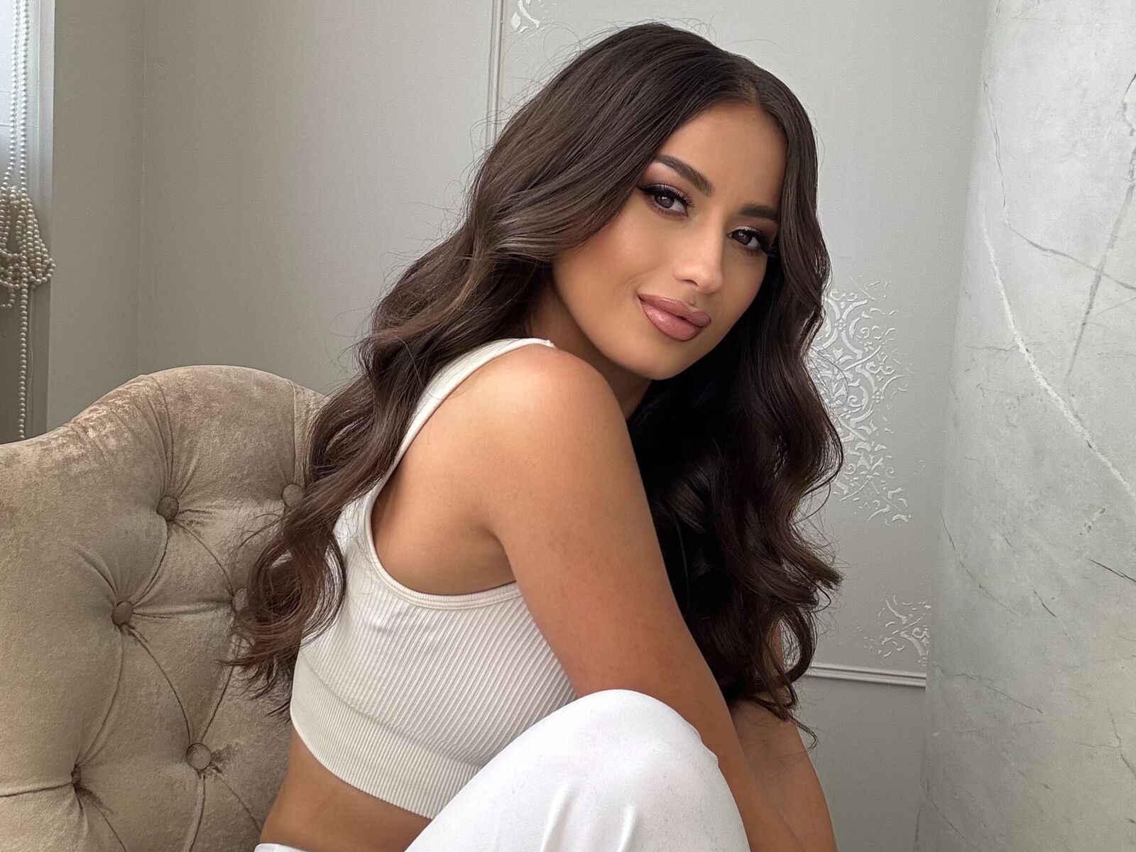 Live cam for AngelinaRen