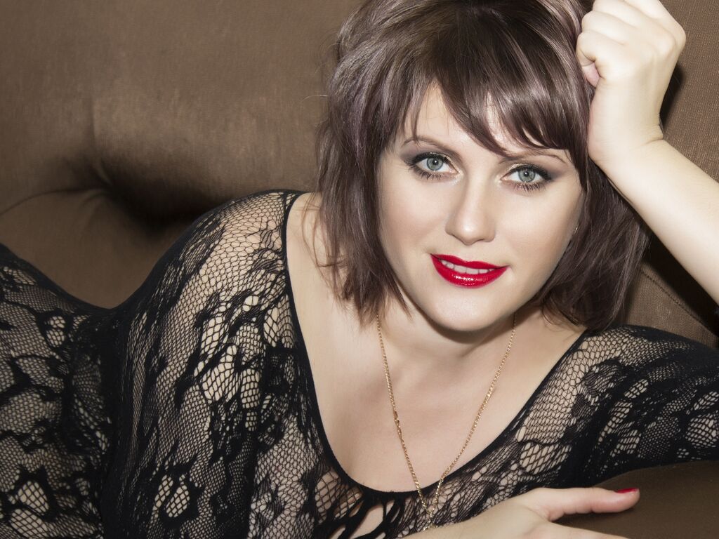 PerisAvery live cam performer profile