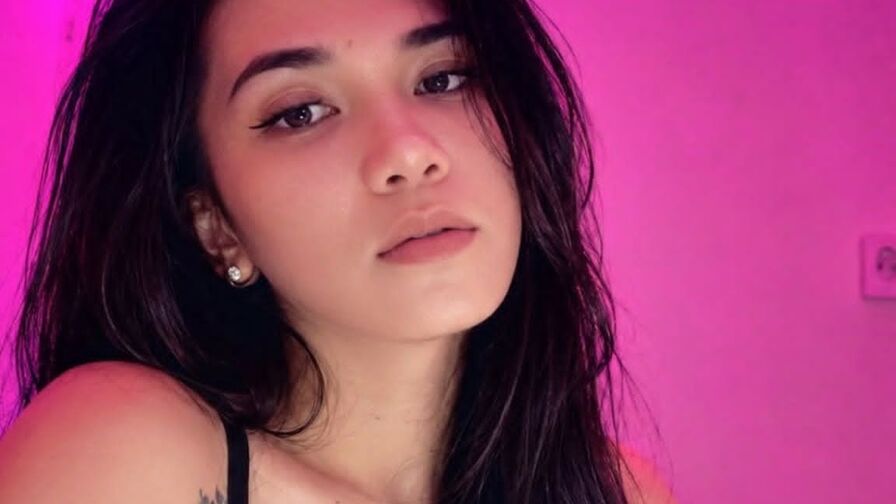 ThaniaStewart Live Sex Chat at GPX Cams