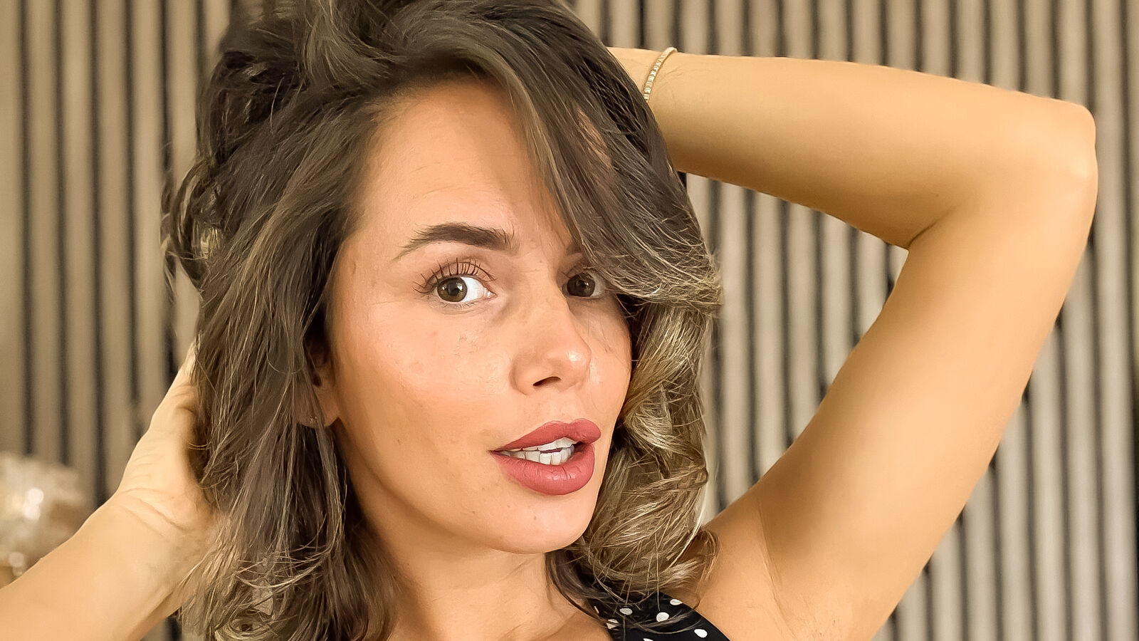RachelVixen glamour portrait