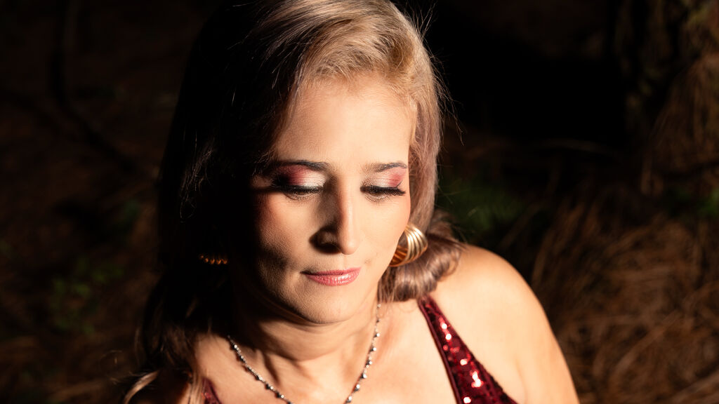 HaddeWilfrad's profile from Jasmin at GirlsOfJasmin'