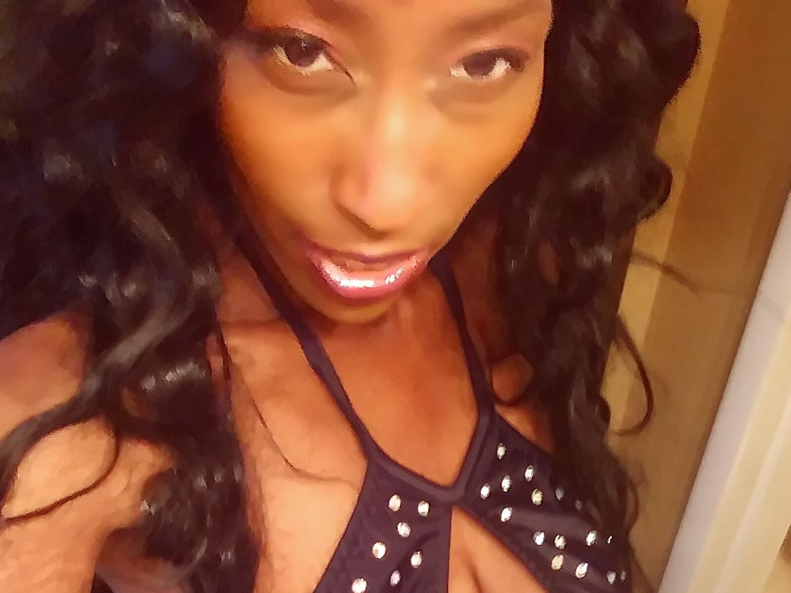 Live cam for BustyBaddie