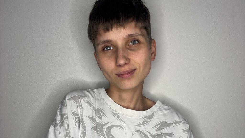 CarolaOlcott's profile from Jasmin at GirlsOfJasmin'