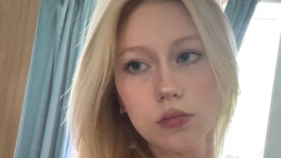 CeciliaWhithrock webcam show