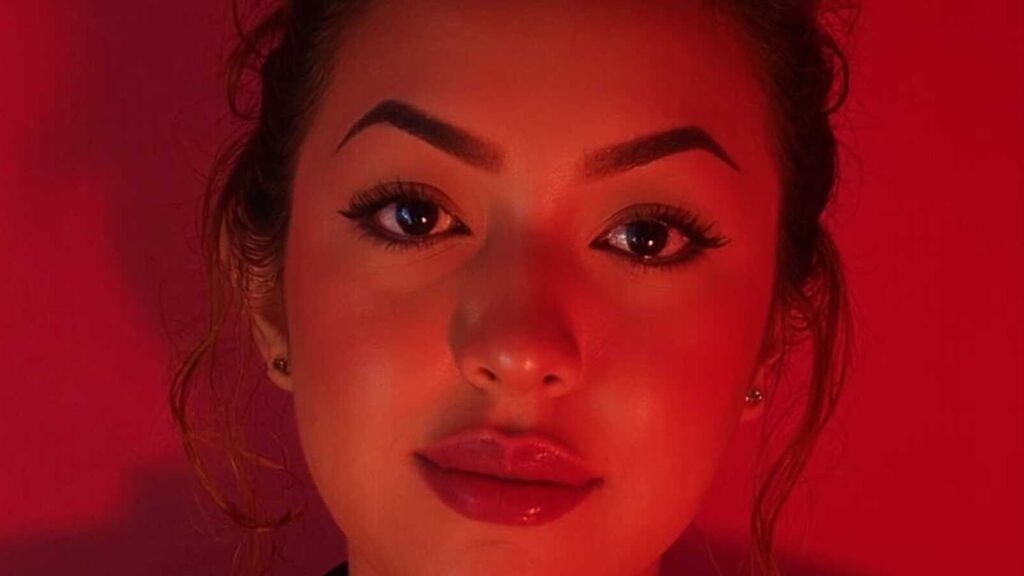 MelyzaMendoza cover