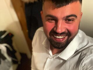 striptease chat LivMichael