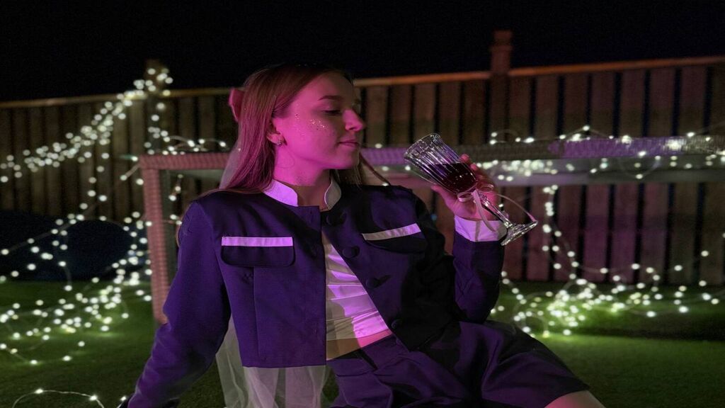 AliceLymixs's profile from Jasmin at GirlsOfJasmin'