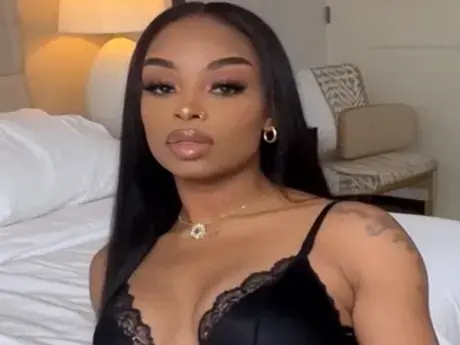 Chat with AngelNoemi