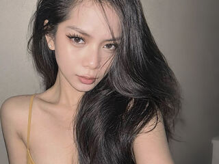 Sexy profile pic of AriannaEneria