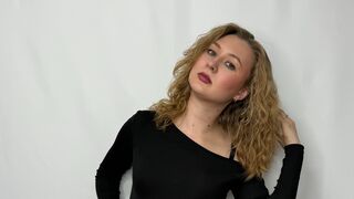 Kostenlos Nackt MaxineGawne