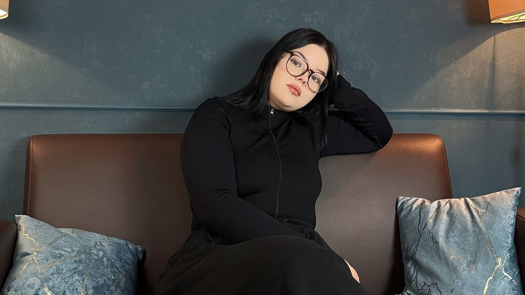 EvaWildrose Live Chat on LiveJasmin