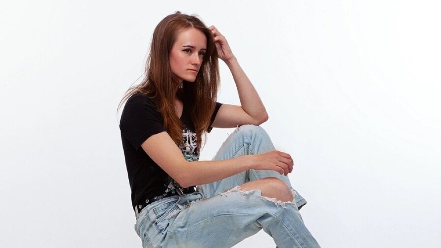 Watch DolphinMorgentau live on E-Chat