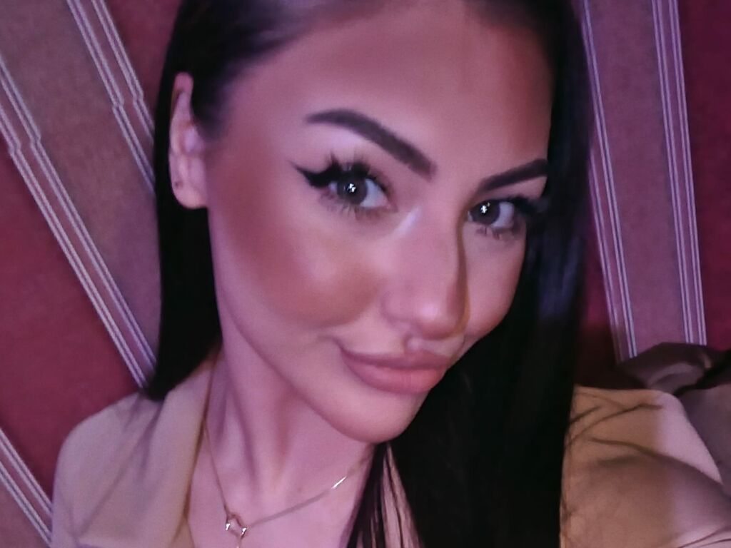 AmberHeaton Nackt