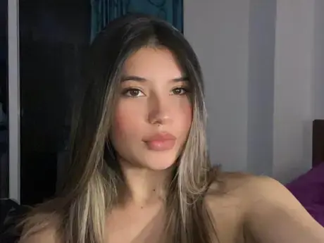 Chat with AmberCaciagli