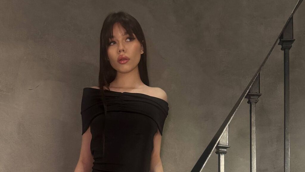 Statistics of EmmaJohnsonn cam girl at GirlsOfJasmin