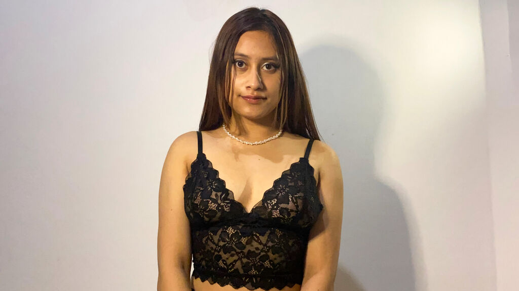 Live Chat with KatzenAmatista on LiveJasmin