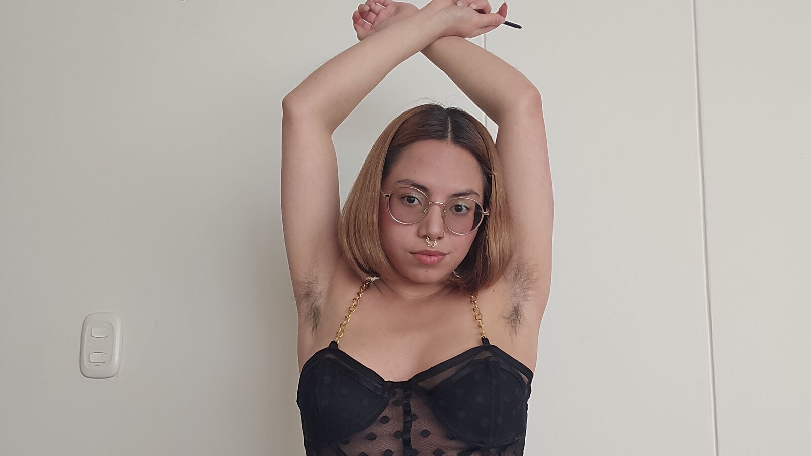 MariaHunterr erotic portrait